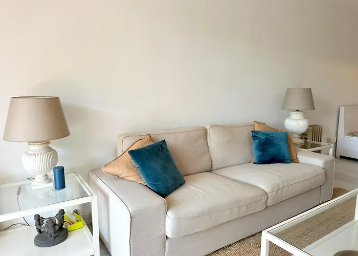 公寓 Modern 2 Bedroom In 马尔韦利亚