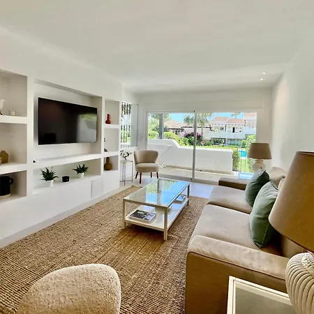 Apartment Modern 2 Bedroom In