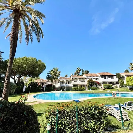 Modern 2 Bedroom In Apartment Marbella